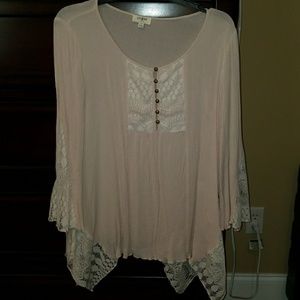 Like new, Umgee tunic